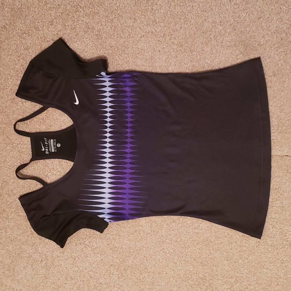 Nike Women's Shirt